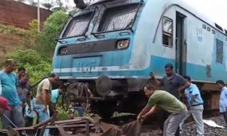 train hits stone-laden trolley