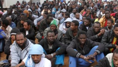 Tunisia evacuates stranded illegal immigrants near Libya border