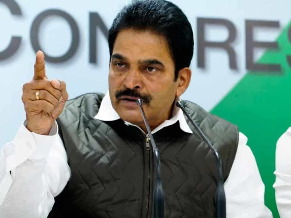 Ground slipping from BRS' feet: Venugopal's jibe after 3 leaders join Congress