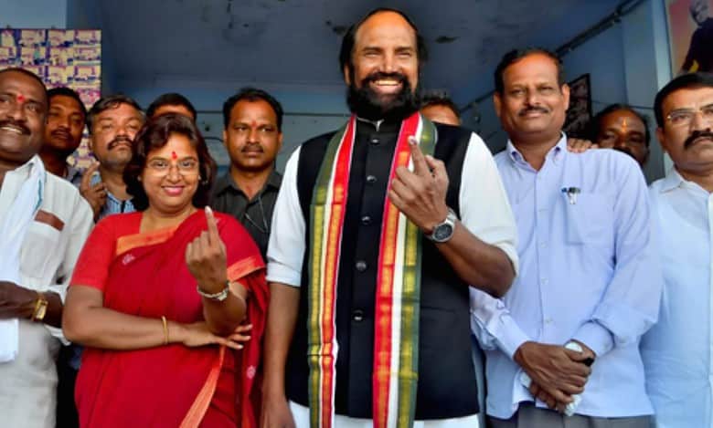 Telangana: Congress MP Uttam, wife to contest Assembly polls