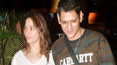 Vijay Varma, Tamannaah Bhatia walk hand-in-hand in Mumbai