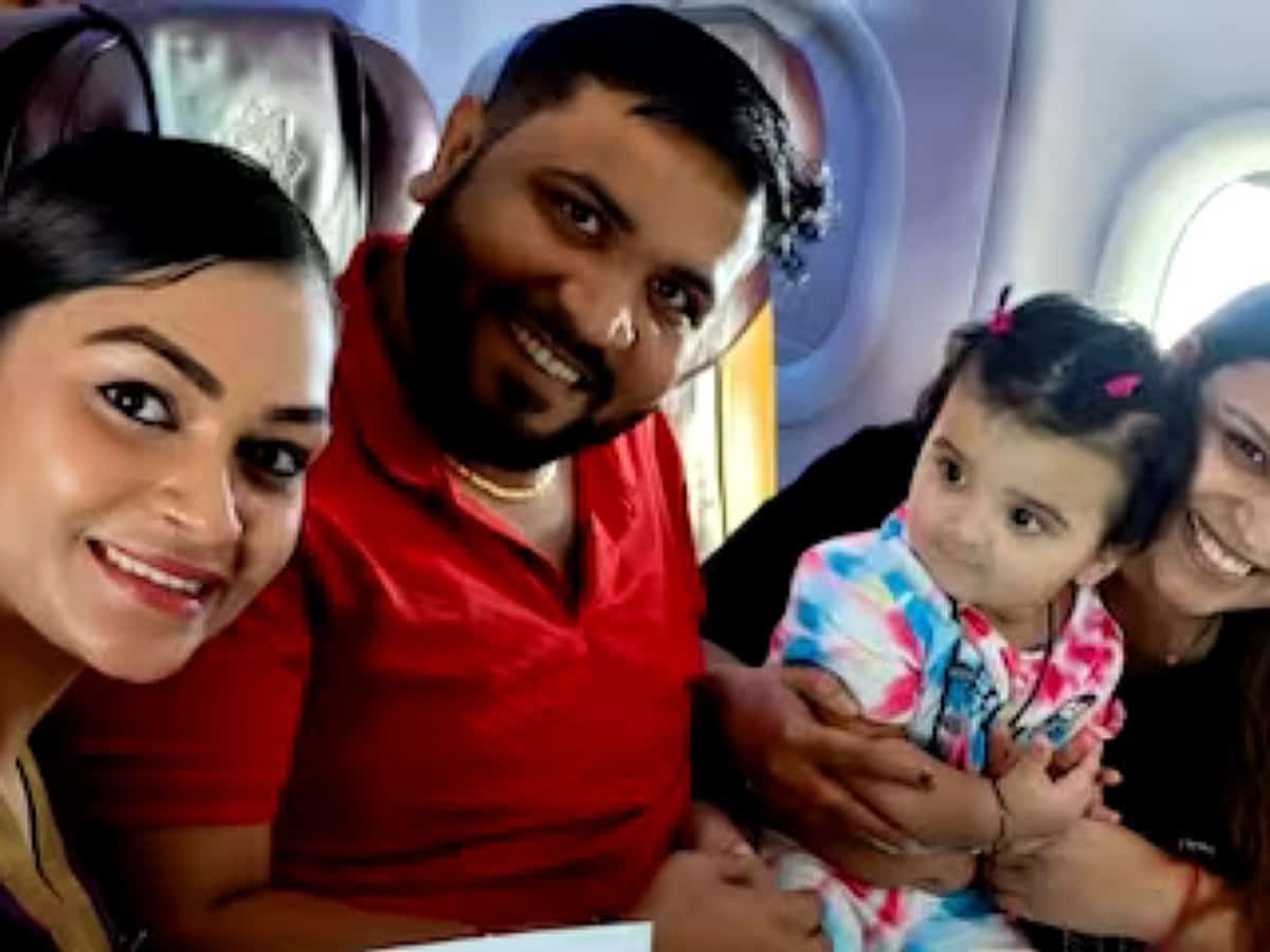 Watch: Vistara crew celebrates baby girl's 1st birthday mid-air