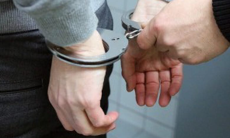 Karnataka police detain Andhra cop on mistaken identity