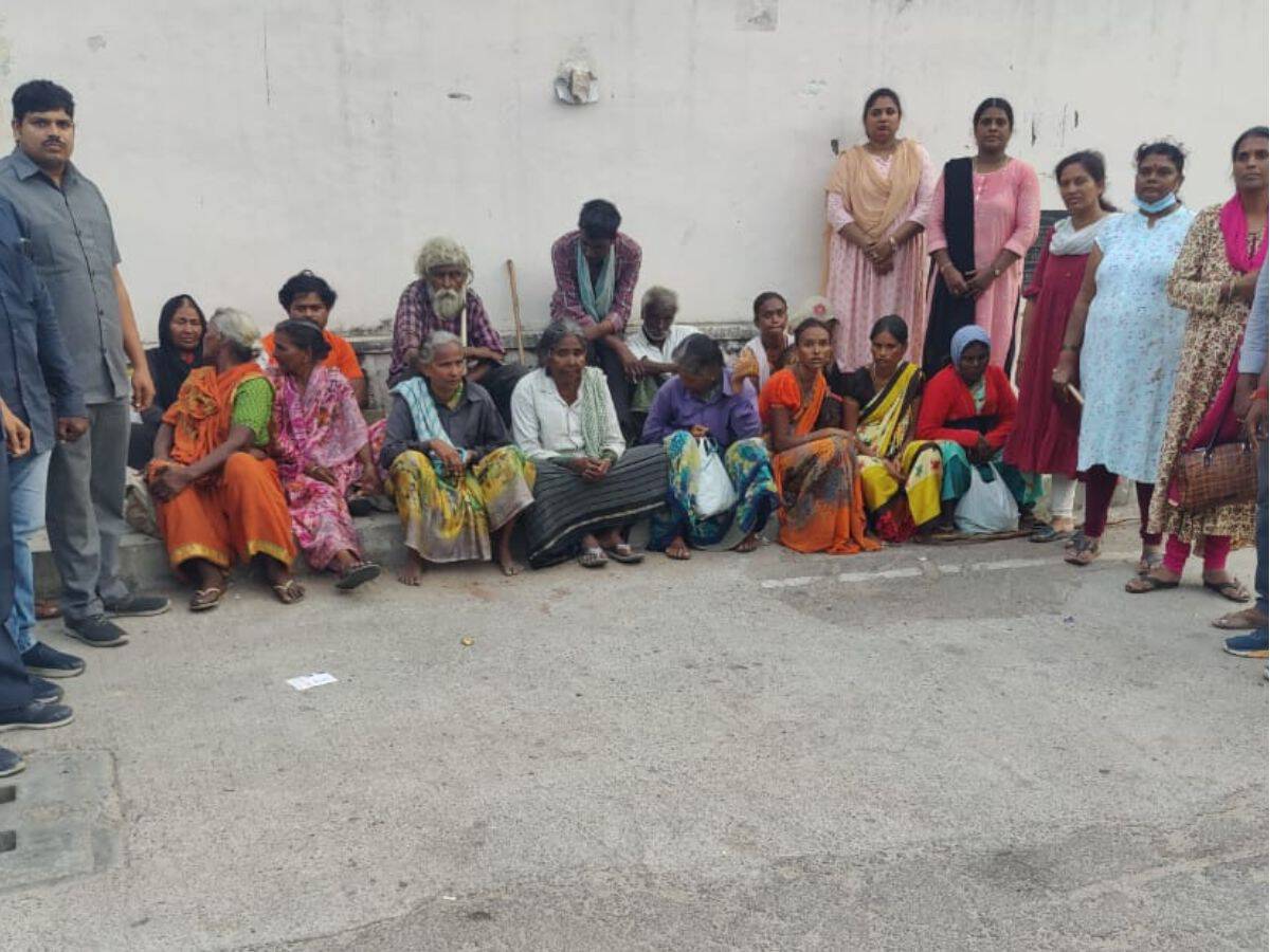 Hyderabad: Begging racket busted, 23 'daily wagers', organiser held