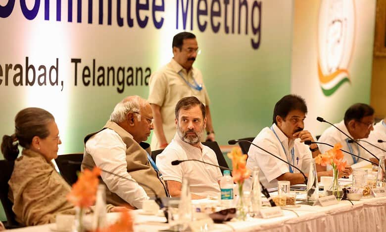 CWC: Kharge takes indirect jibe at Dhankhar; asks members to decide on BJY 2.0