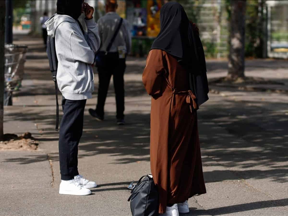 Hijabi french student files UN complaint after being expelled from school