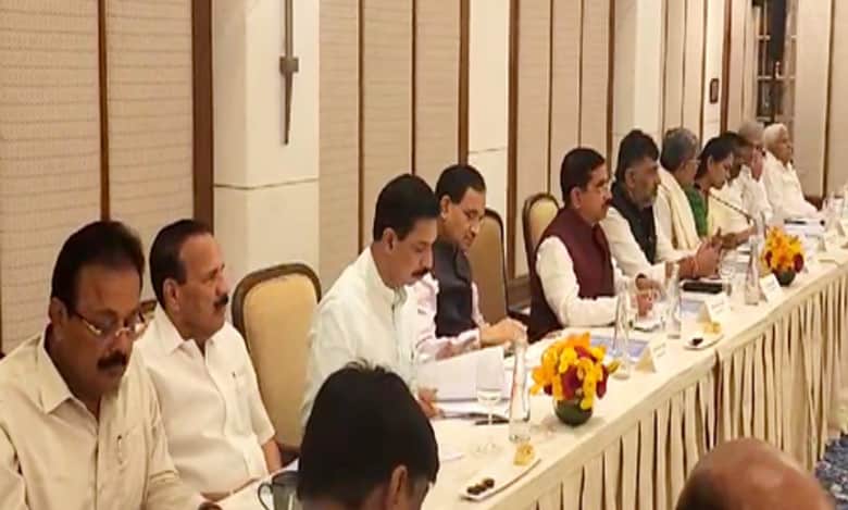 Cauvery dispute: CM Siddaramaiah meets Union Ministers & MPs, seeks PM intervention