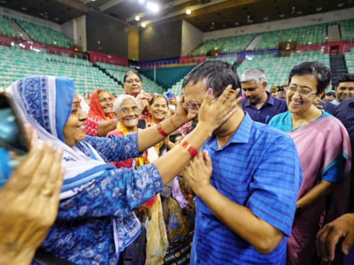 Delhi Chief Minister Arvind Kejriwal on Tuesday participated in a Bhajan Sandhya