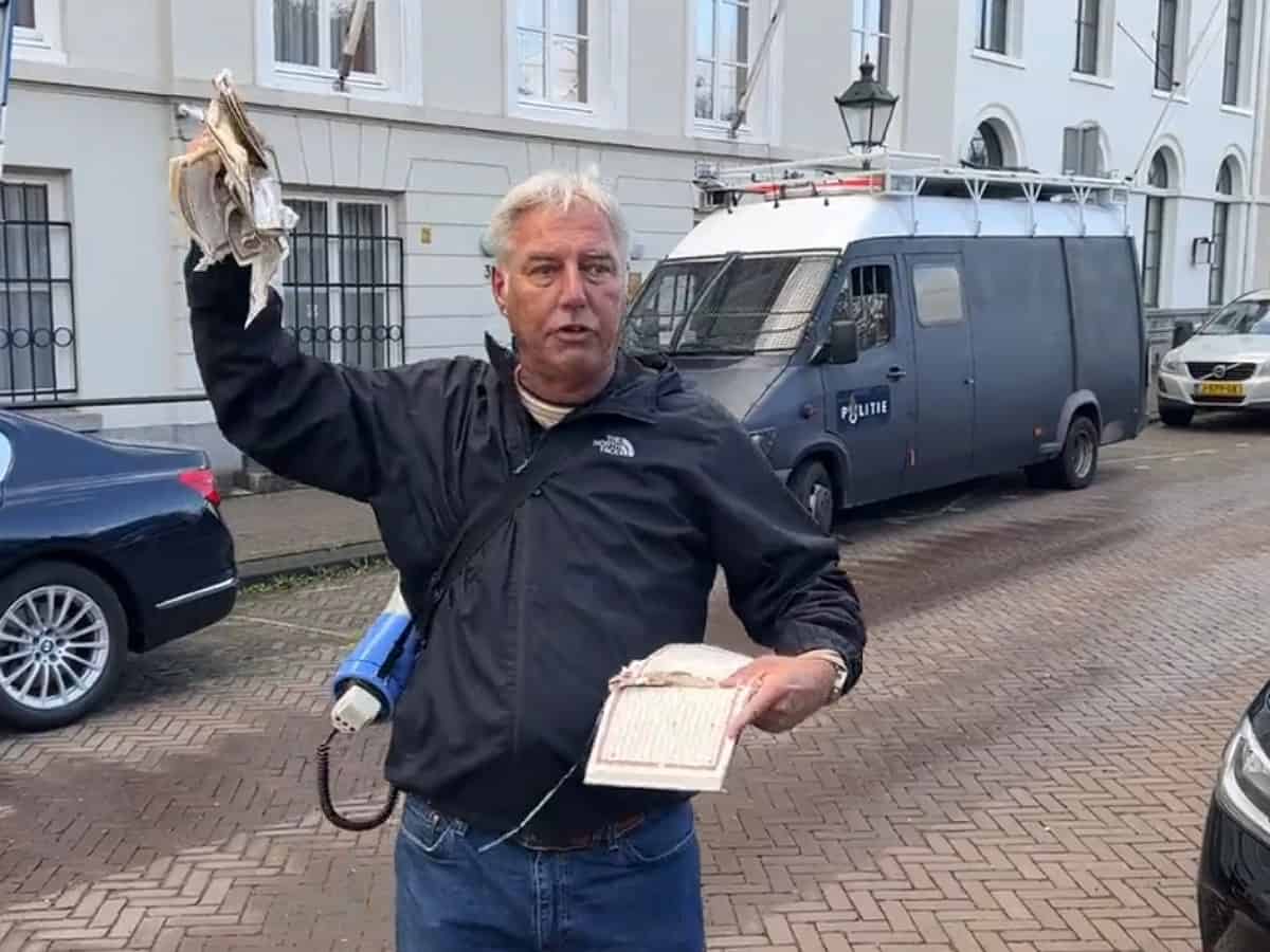 Far-right Dutch extremist desecrates Quran in front of Turkish embassy