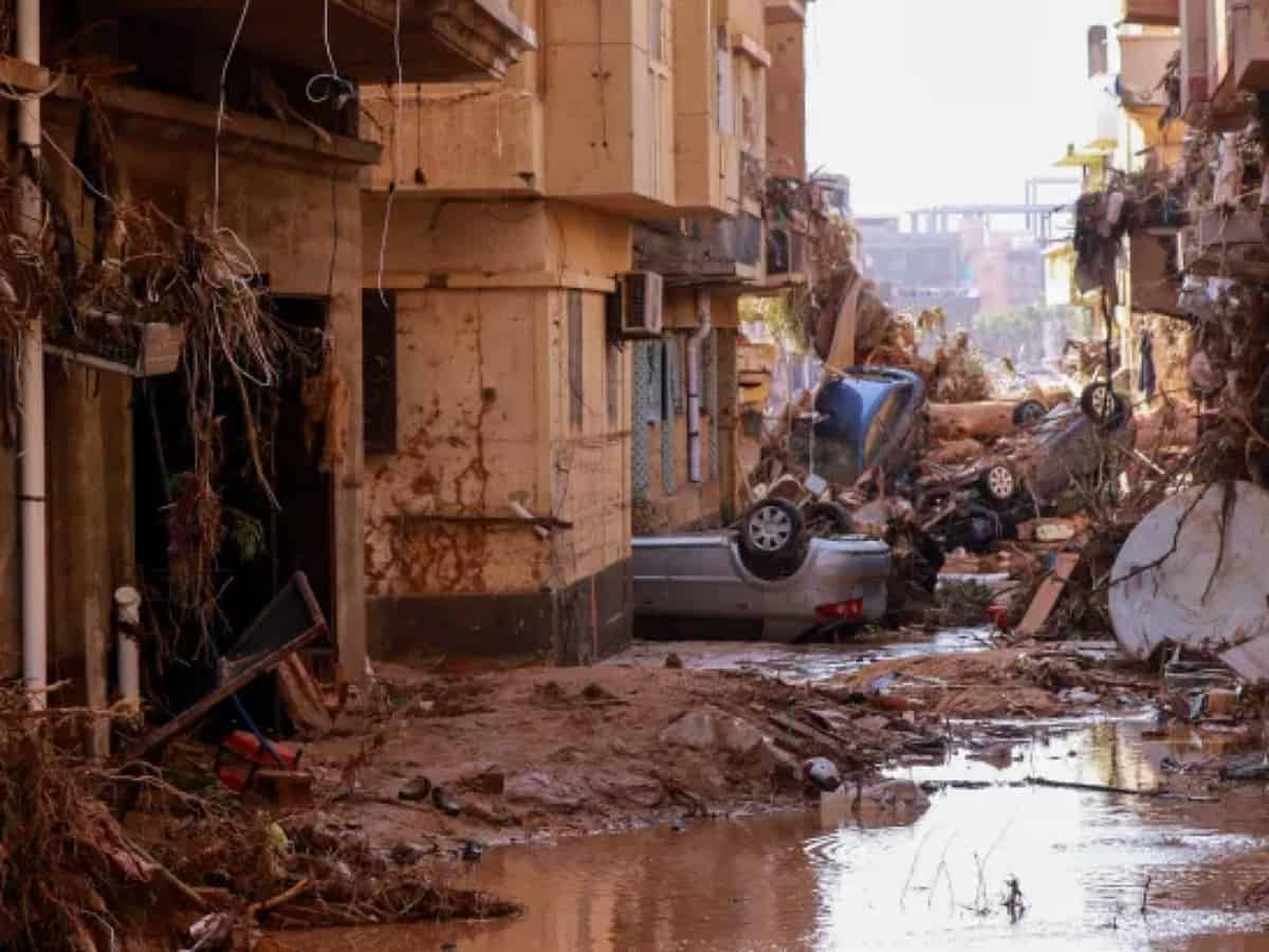 Libya floods: Search continues for over 10000 missing