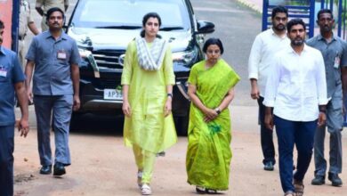 ChandrababuNaidu Wife Bhuvaneshwari along with Son and Daughter