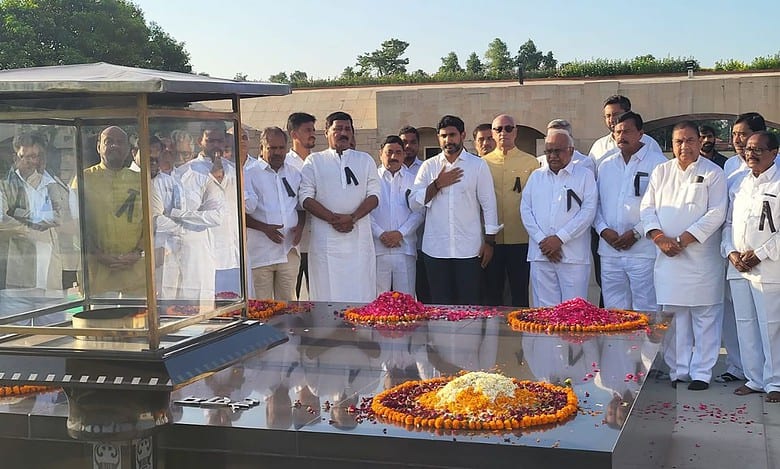 TDP leaders stage silent protest at Raj Ghat against Naidu's arrest