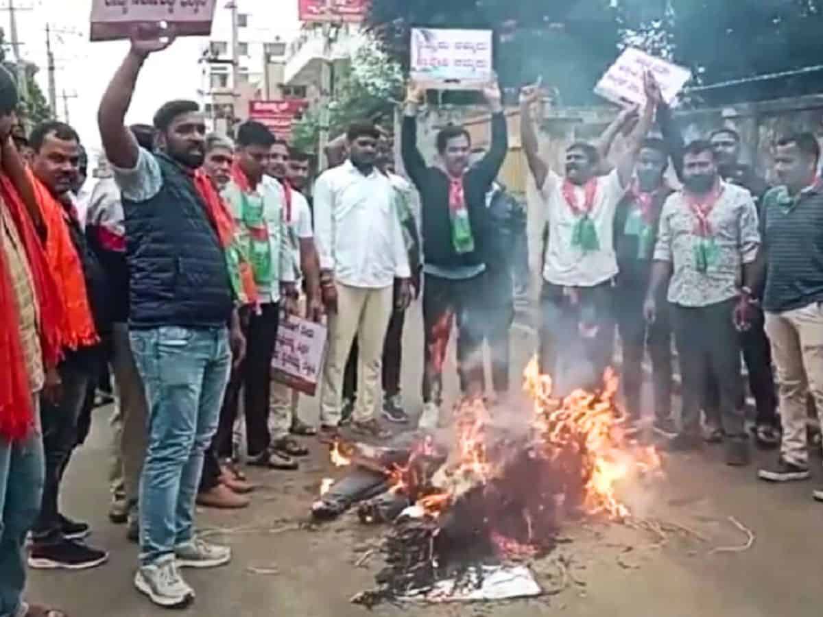 Cauvery water dispute: Karnataka bandh disrupts normal life in Bangalore