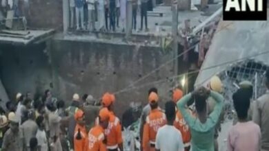 UP: 2 dead, 12 rescued as three-storey building collapses in Barabanki