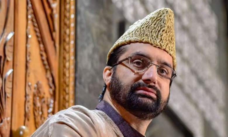 J&K: Mirwaiz Umar Farooq placed under house arrest on Eid
