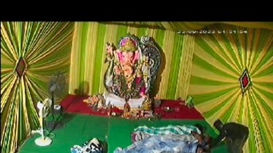 Watch: Man steals mobile from people sleeping inside Ganesh pandal