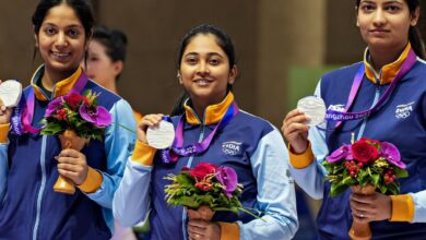 Indian women shooters Ramita Jindal (L), Mehuli Ghosh (C) and Ashi Chouksey