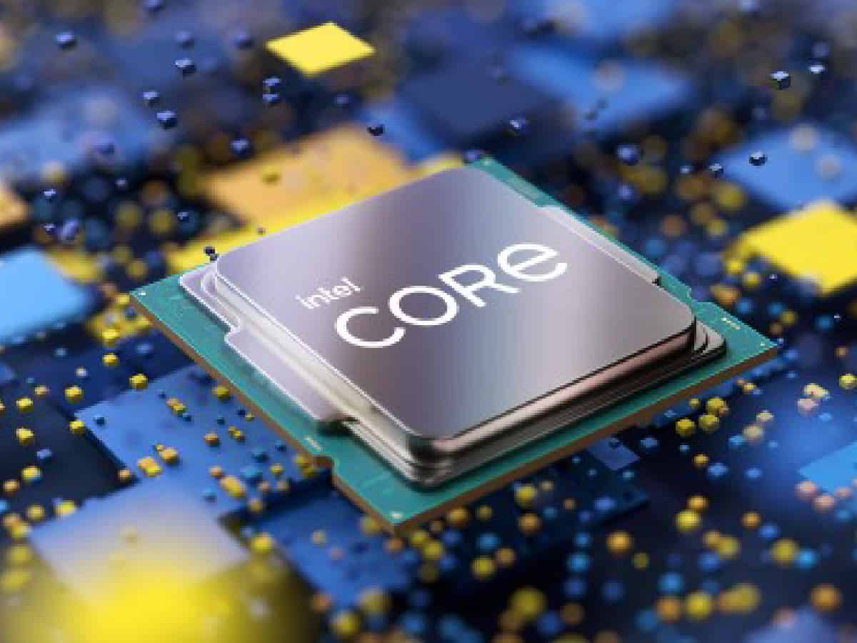 Intel aims to put a trillion transistors in a chip package by 2030