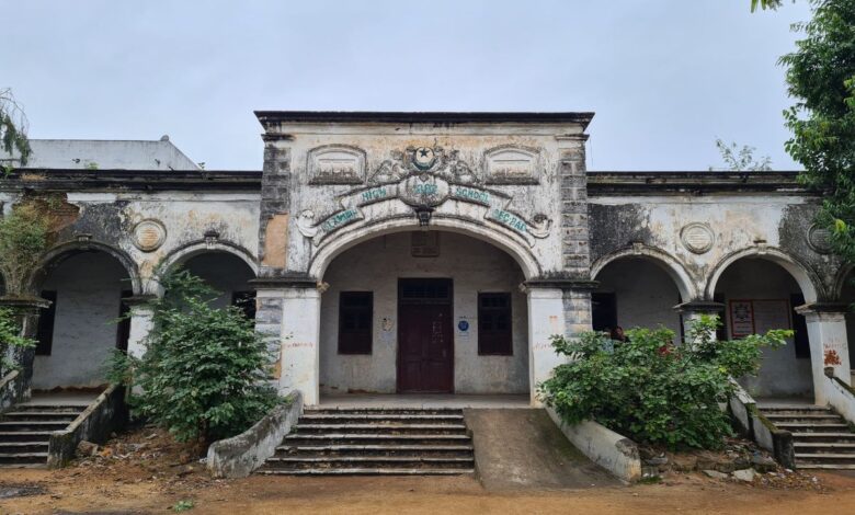 Hyderabad: Govt apathy leaves 141-year-old school crying for attention
