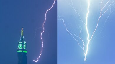 Video: Powerful lightning bolt strikes Makkah's Clock Tower; stuns people online