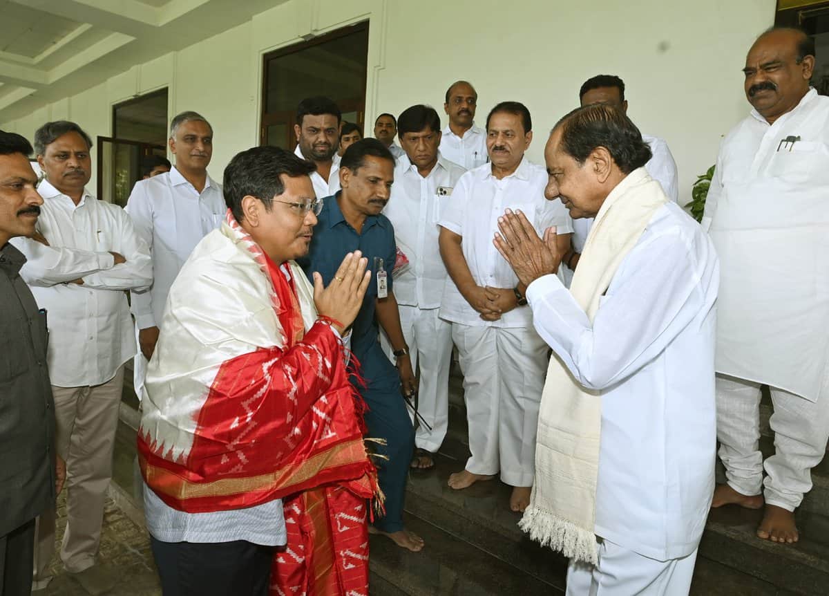 Meghalaya CM pays courtesy visit to KCR at Pragathi Bhavan