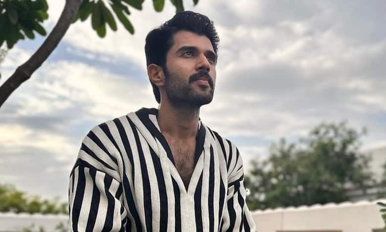 Vijay Deverakonda takes ice bath on Sunday, fans say ‘something is fishy’