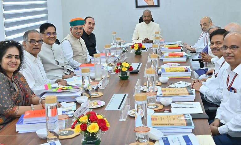 Ram Nath Kovind chairs first meet of One Nation, One Election