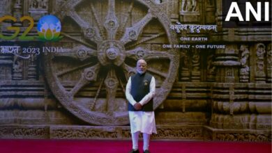 _The welcome handshake of all leaders with PM Modi will showcase the Konark Wheel from Odisha.