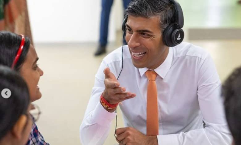 UK PM Rishi Sunak seen wearing boAt headphones