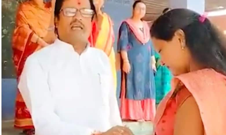 Bihar: Teacher suspended after his sister ties Rakhi in school