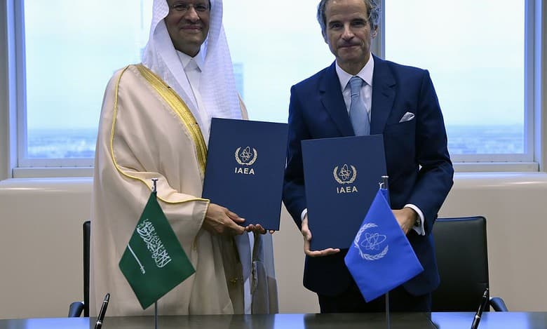 Saudi Arabia announces plans to build first nuclear power plant