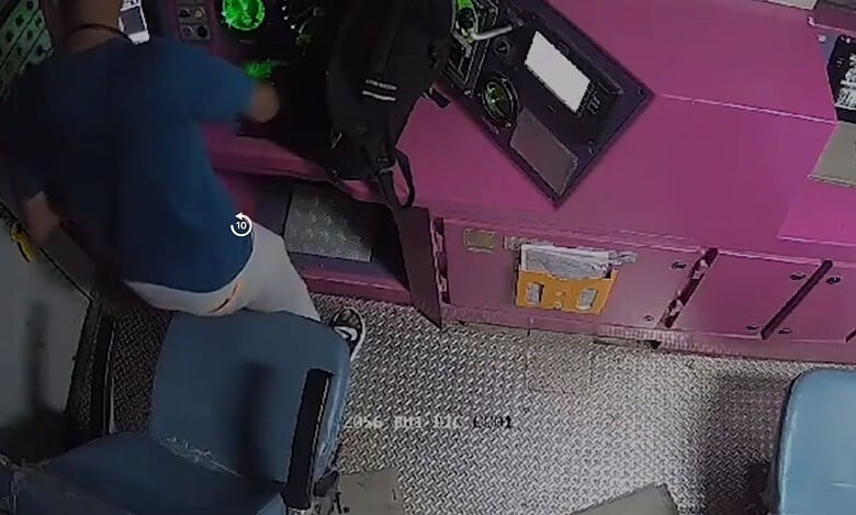 UP: Negligent railway staff causes train to overstep platform, 5 suspended