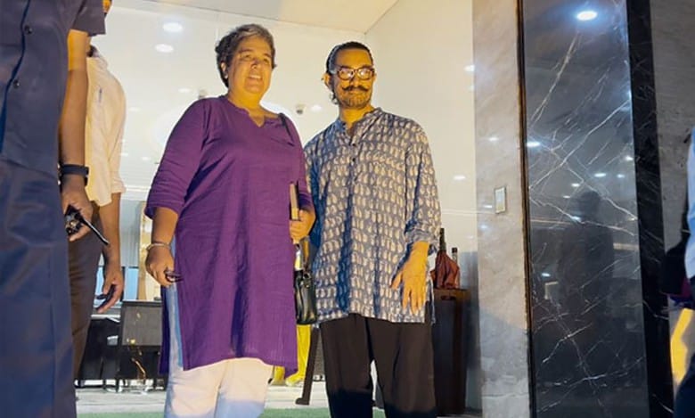 Watch: Aamir Khan snapped with ex-wife Reena Dutta in Mumbai