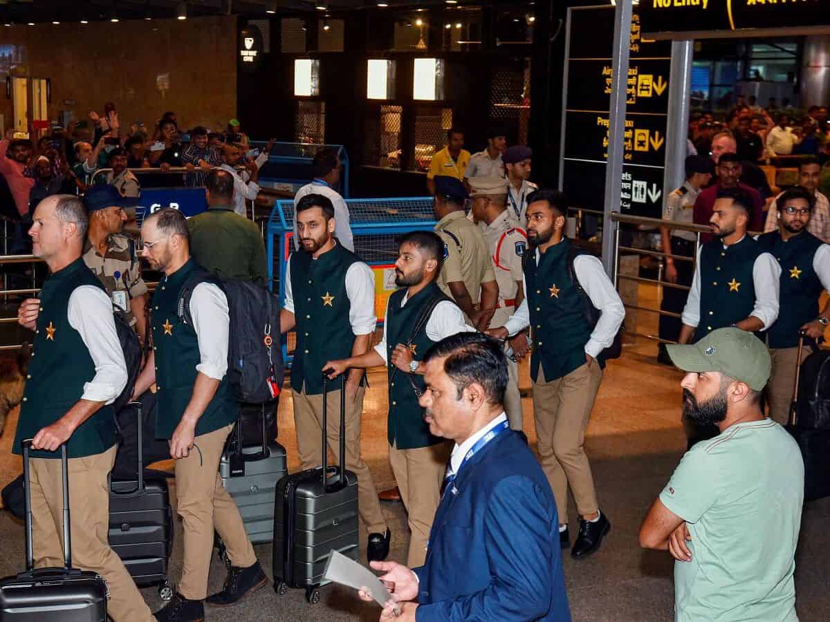 pakistan team at Hyderabad airport