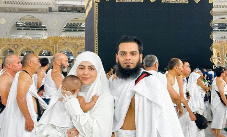 Latest Pic: Sana Khan wishes 'Umrah Mabrook' to son Tariq