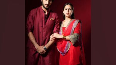 Sara, Ibrahim paint town red with royal pics on Ganesh Chaturthi