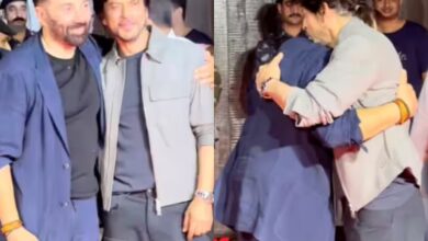 SRK talks about son Aryan Khan to Sunny Deol at 'Gadar 2' success bash