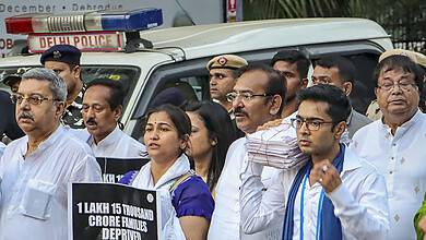 TMC protest over MGNREGA funds in Delhi