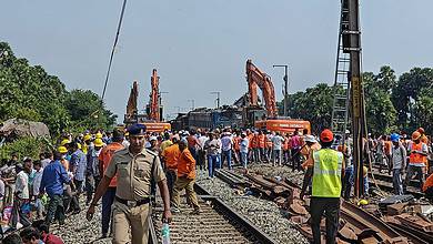 Through the Lens: Passenger trains collision in Vizianagaram