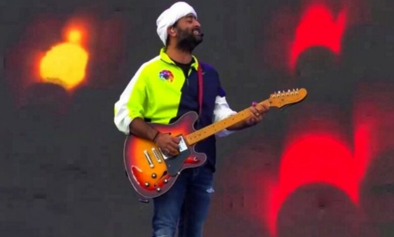 Arijit Singh will perform at Ahmedabad's Modi stadium before India-Pakistan Cricket World Cup match