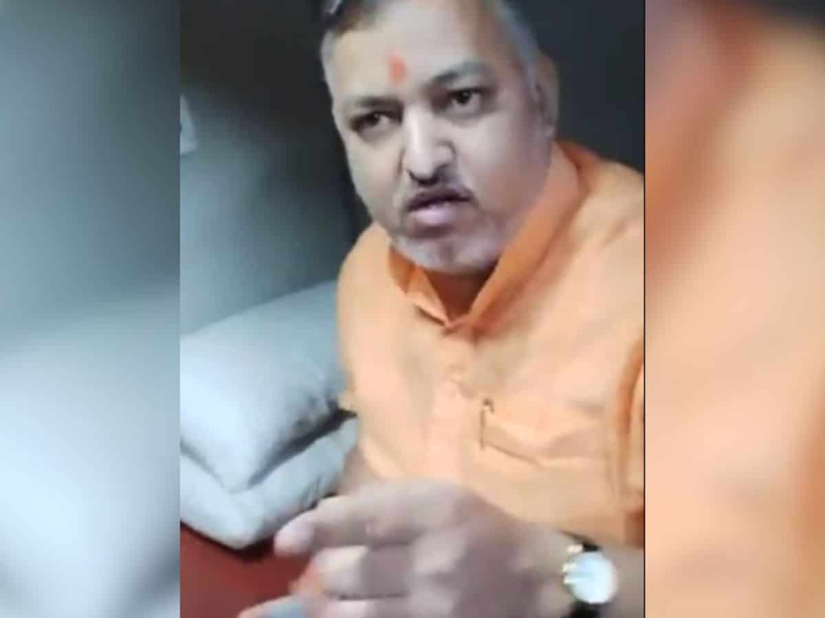 BJP leader involved in heated argument with Train Ticket Examiner