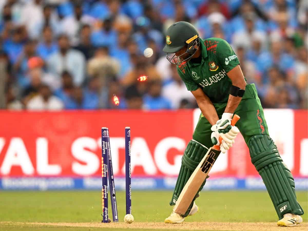 India keep Bangladesh to a modest 256/8 in World Cup clash