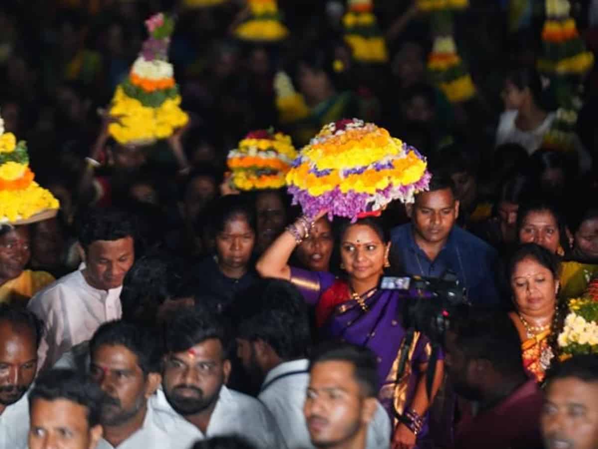 BRS takes Bathukamma to Solapur; Kavitha to head festivities