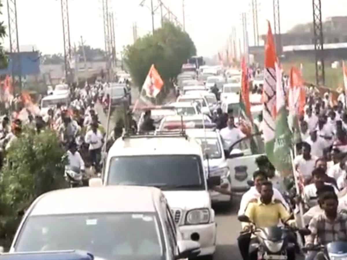 Bikes lost control, leader injured during Congress rally in Telangana