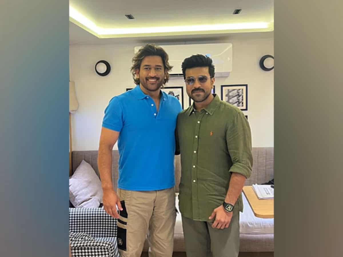 Ram Charan poses with MS Dhoni, calls him