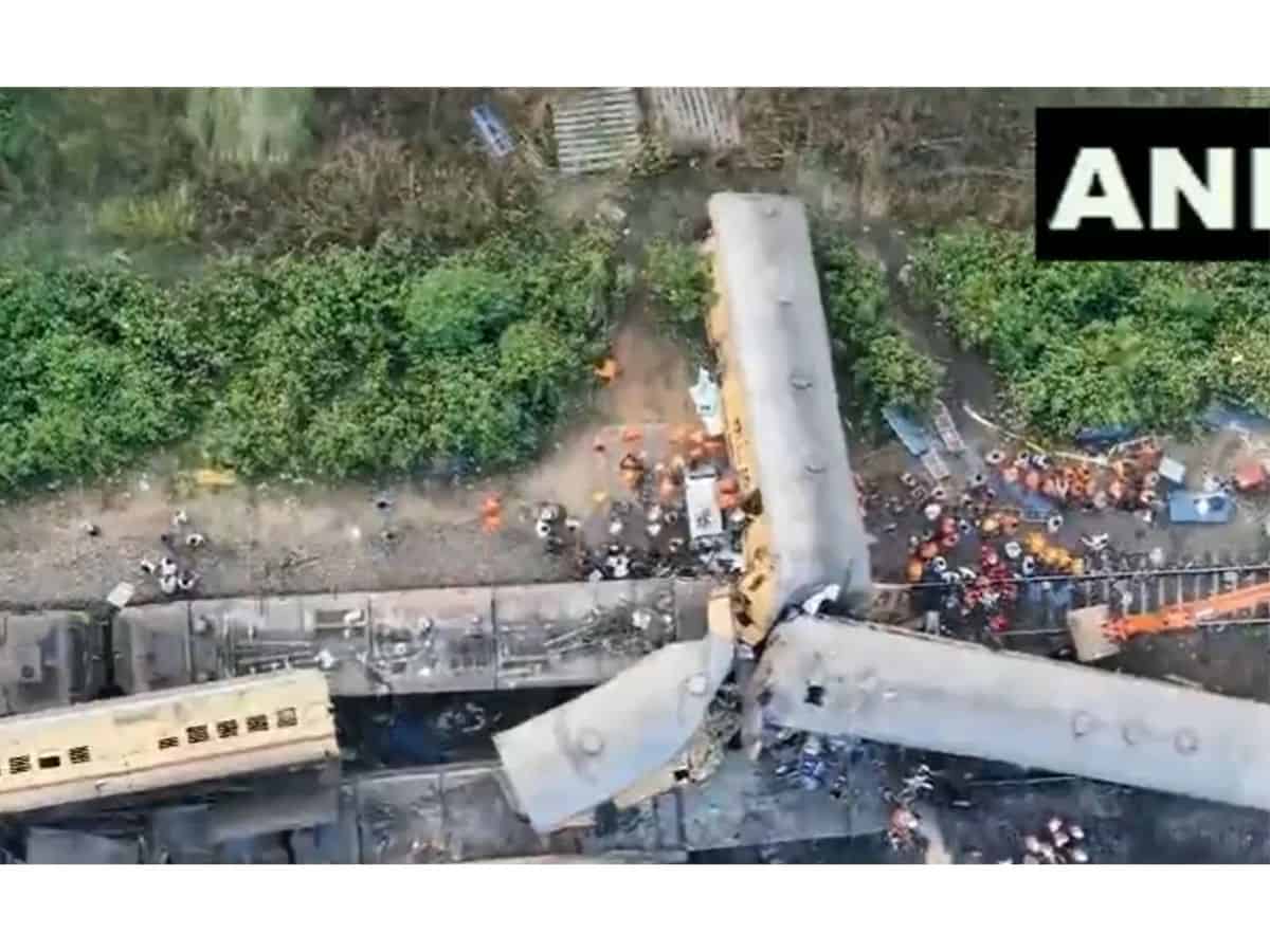 Passengers recount moments after AP train derailment, thank God for being alive