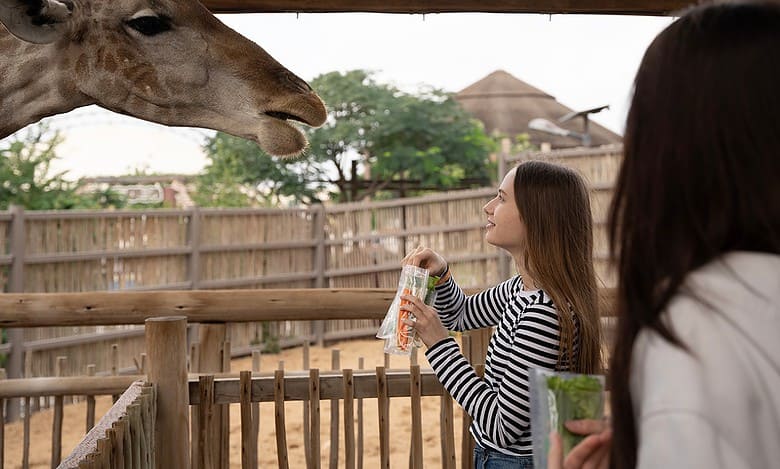 Dubai Safari Park announces new season; know timings, tickets