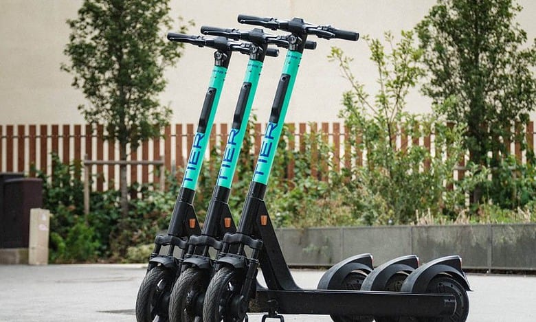 Dubai RTA issues safety guidelines for bicycle, e-scooter riders; up to Dh 300 fine
