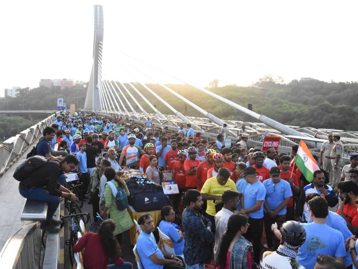 CEC flags off cycling event in Hyderabad to enthuse electoral process