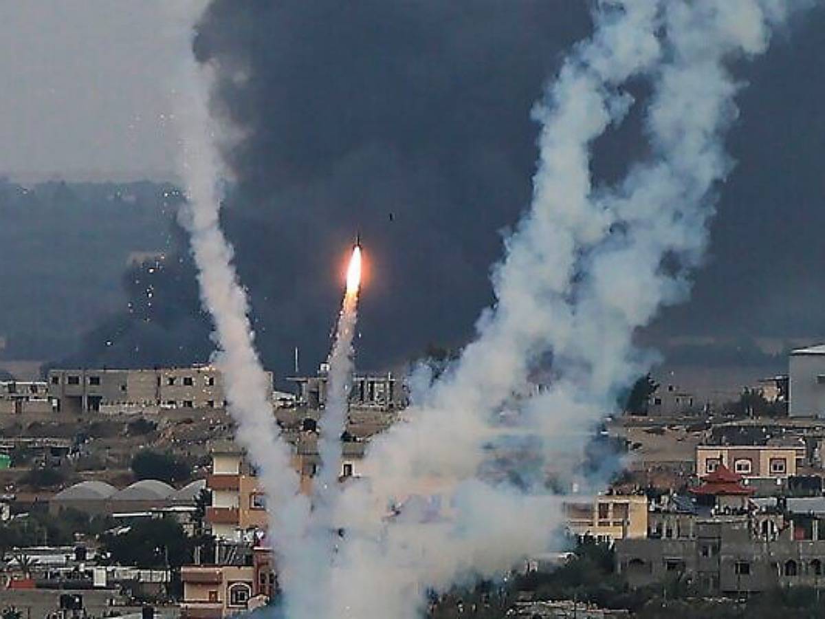 1300 Israelis, 1350 Palestinians killed as war enters 6th day